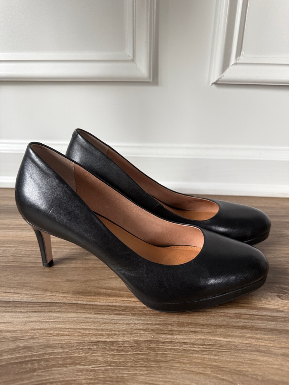 Corso Como Genuine Leather Women's Shoes Heels Pumps Black 9M